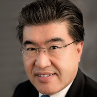 Dr.ShinHeadshot